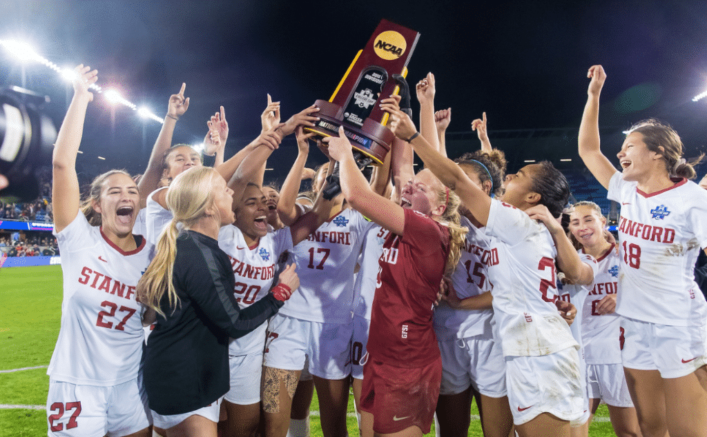 方在攻防两 方在攻防两